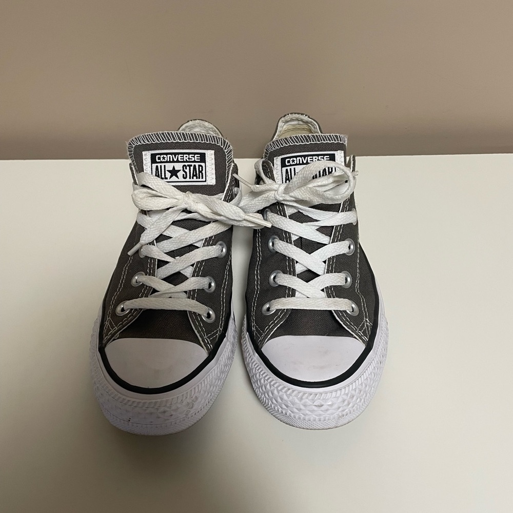 🖤 Converse Shoes